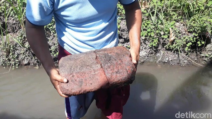 Susunan Bata Kuno Ditemukan Saat Warga Bangun Plengsengan Irigasi