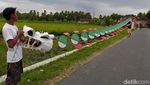 Wow! Ada Layang-layang Raksasa Sepanjang 50 Meter di Magelang