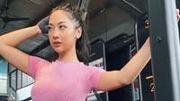 Tak hanya itu, Anindita Hidayat juga sempat berbagi cerita soal Rizky Febian yang sudah lama dikenalnya. Dok. Instagram/aninditahidayat