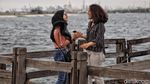 Asyiknya Menikmati Sore di Pantai Ancol