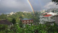 Di tengah pandemi, muncul lengkungan pelangi saat para warga Nagaland panen. Sebuah simbol harapan baru untuk warga Nagaland.