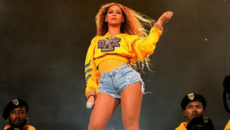 Beyonce Makan Ayam Goreng