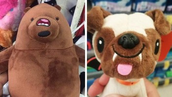 Mainan anak yang salah posisi penempatan nih, si beruang mulutnya di atas hidung sedangkan si anjing ada lidah di bagian dagunya. (Foto: Brightside)