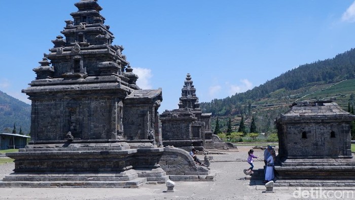 Komplek Candi Dieng.