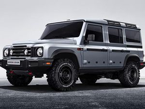 Jaguar Gagal Mempertahankan Hak Cipta Land Rover Defender