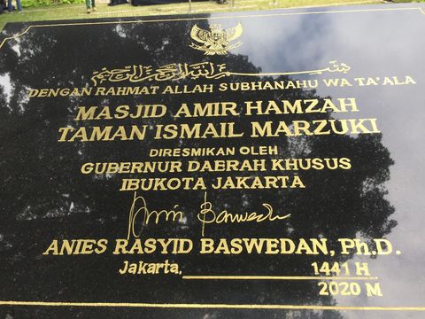 Gubernur DKI Jakarta Anies Baswedan meresmikan pembukaan kembali Masjid Amir Hamzah TIM