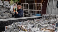 Sampah-sampah yang dapat didaur ulang tersebut nantinya dibuat menjadi berbagai produk baru yang memiliki nilai jual cukup tinggi. Barang-barang itu pun nantinya akan dijual di toko yang menjual beragam produk dari barang bekas di kota tersebut.