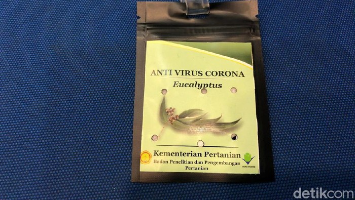 Kalung antivirus Corona (Vadhia Lidyana-detikcom)