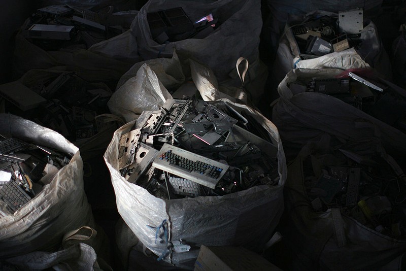 BANGALORE, INDIA - APRIL 13: (ISRAEL OUT) Old computers and electronic parts are for sale at a local market, April 13, 2008 in Bangalore, India. India's growing digital economy has contributed to the amount of e-waste it generates. According to the Karnataka, a state pollution control board, more then 10 tones of electronic waste is produced in Bangalore alone every year and about 80 per cent of e-waste generated in the US is exported to India, China and Pakistan to be recycled. (Photo by Uriel Sinai/Getty Images)