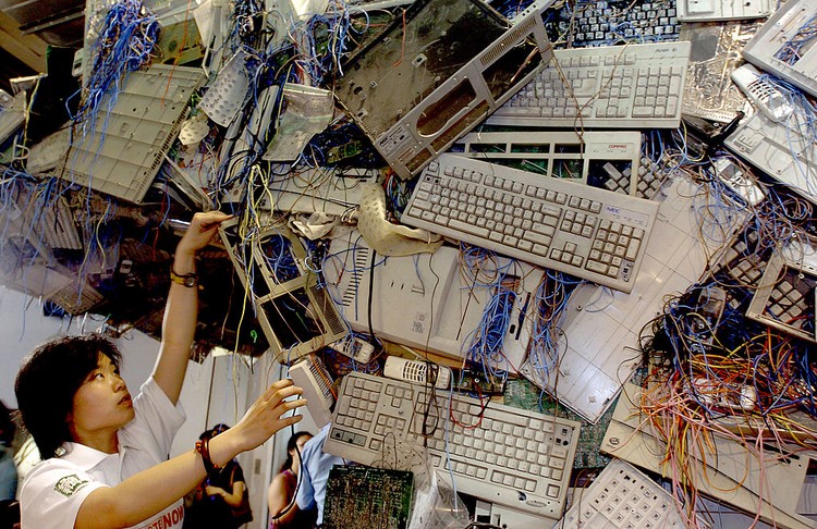 Limbah Elektronik Limbah Elektronik