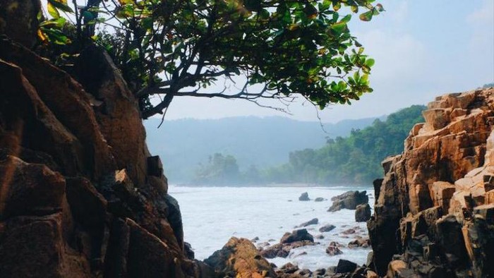 Pantai di Lampung.