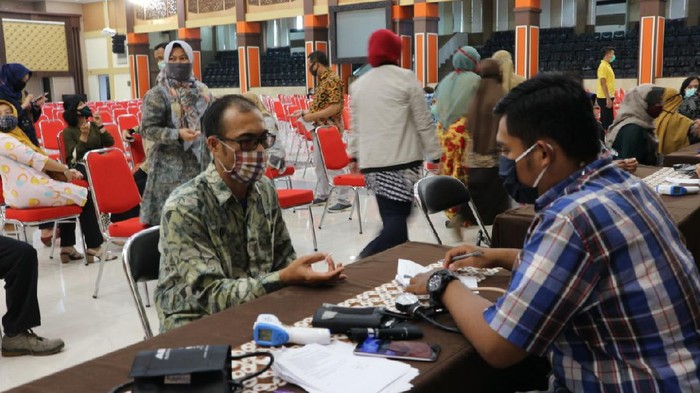 pengawas utbk di UB dirapid test
