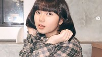Bagaimana, sudah jatuh hati dengan Ploy Sornarin juga? Dok. Instagram/ploynarinn