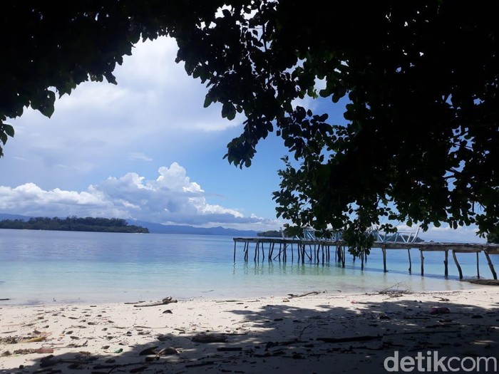 Pulau Kapotar di Nabire