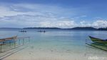 Pulau Eksotis Papua yang Minta Pelancong Mandi Sebelum Menjelajah