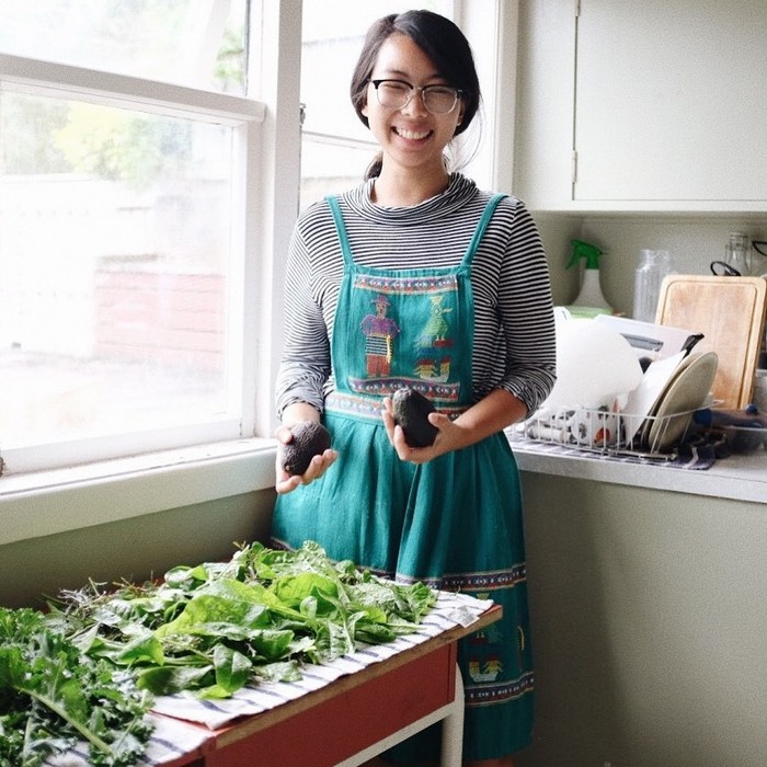 rara sekar Rara Sekar suka berkebun