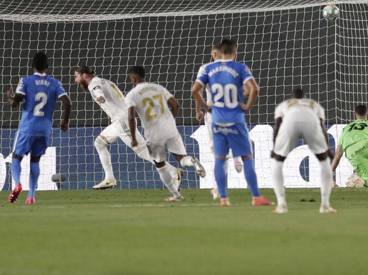 Real Madrid Kokoh di Puncak