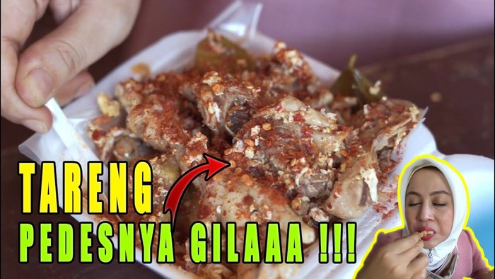 Shanty Denny cicip tareng, tahu aci goreng khas Garut Shanty Denny cicip tareng, tahu aci goreng khas Garut