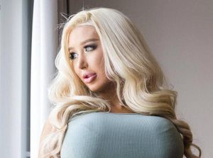 Foto: 7 Wanita yang Terobsesi Ingin Mirip Robot Seks