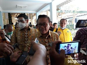 Agung Laksono Soal Isu Reshuffle: Akan Picu Kabinet Kerja Lebih Keras