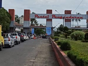 Syarat Tes Rapid Dihapus, Pantai Pangandaran Dibanjiri Wisatawan