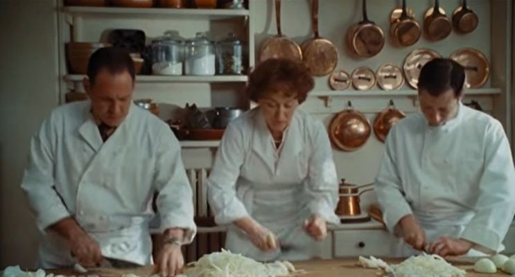 Adegan Lucu di Film Terkait Makanan