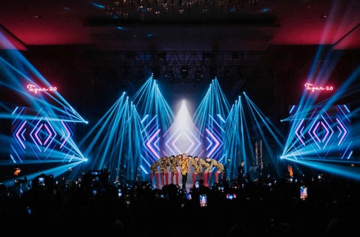 Konser Rossa