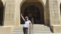 Maudy Ayunda diketahui saat ini tengah kuliah S2 di Universitas Stanford, AS jurusan Bussiness Administration. Foto: Maudy Ayunda/ Instagram