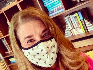 Melinda Gates Serukan Pentingnya Pakai Masker