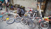Baik penjual maupun bengkel sepeda meraup untung berkali lipat di masa new normal.