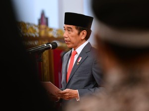 Tetap Demo Usai UU Cipta Kerja Disahkan DPR, BEM SI: Bola di Jokowi