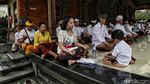 Semangat Umat Hindu Beribadah di Hari Raya Saraswati