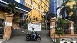 Katanya Ditutup, Kok Toko di Pasar Glodok Tetap Buka Sih