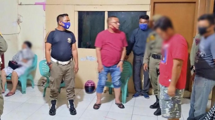 4 pasangan mesum di Padang diamankan satpol PP. (Foto: Istimewa)