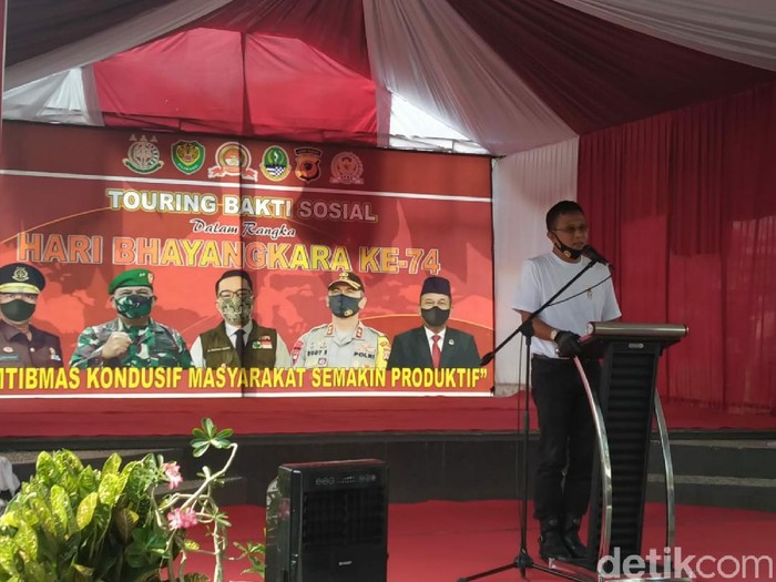 Bupati Ciamis Herdiat Sunarya