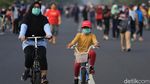 CFD Digelar Lagi, Pesepeda Ramai-ramai Gowes di Bekasi