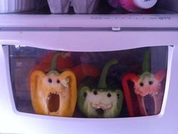 10 Pareidolia yang Bikin Bingung, Lihat Wajah di Sebuah Benda