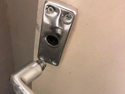 10 Pareidolia yang Bikin Bingung, Lihat Wajah di Sebuah Benda