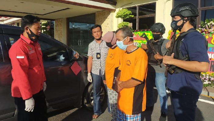 Gelapkan mobil rental, oknum PNS di Babel diringkus polisi. (Foto: Istimewa)