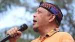 Massa Geruduk Gedung Sate Tolak RUU HIP
