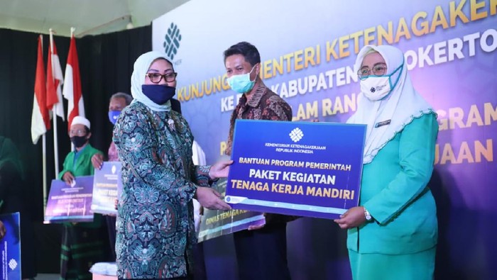 Menaker Ida Fauziyah