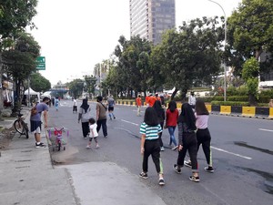 CFD Jl Gajah Mada-Hayam Wuruk DKI, Masih Ada Warga Tak Pakai Masker-Ajak Anak