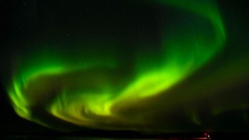 Salah satu fenomena paling menakjubkan yang dapat dilihat di planet ini. Istimewa/dok. Bored Panda/@superiaia  