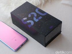 Unboxing Galaxy S20+ BTS Edition yang Siap Bikin Gemas Para ARMY