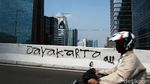 Potret JLNT Casablanca Dikotori Coretan Tangan Jahil