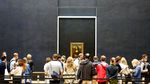 Kembali Dibuka, Museum Louvre Diserbu Wisatawan