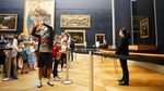 Kembali Dibuka, Museum Louvre Diserbu Wisatawan
