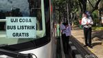 Keren! TransJ Uji Coba Bus Listrik di Ibu Kota