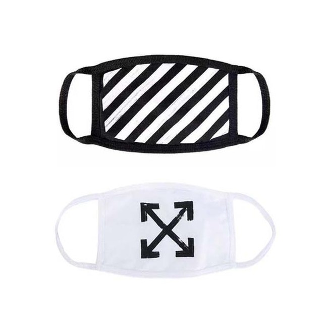 Masker berbahan katun dari Off-White menjadi salah satu yang paling jadi incaran. Dilengkapi dengan filter penyaring udara, masker dengan pilihan motif garis hitam-putih ini dijual seharga Rp 2,9 juta. Foto: Istimewa