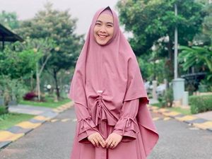 Oki Setiana Dewi Menangis Gantikan Posisi Ayah di Lamaran Ria Ricis